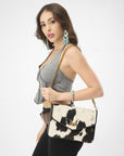 LW On The Go Medium Chain Bag In Cowhide And  Calfskin