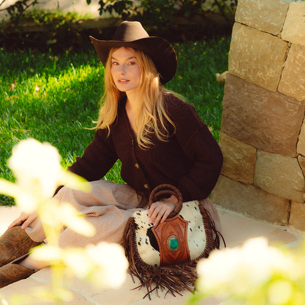 How to Source Wholesale Leather Products for a Western Wear Boutique