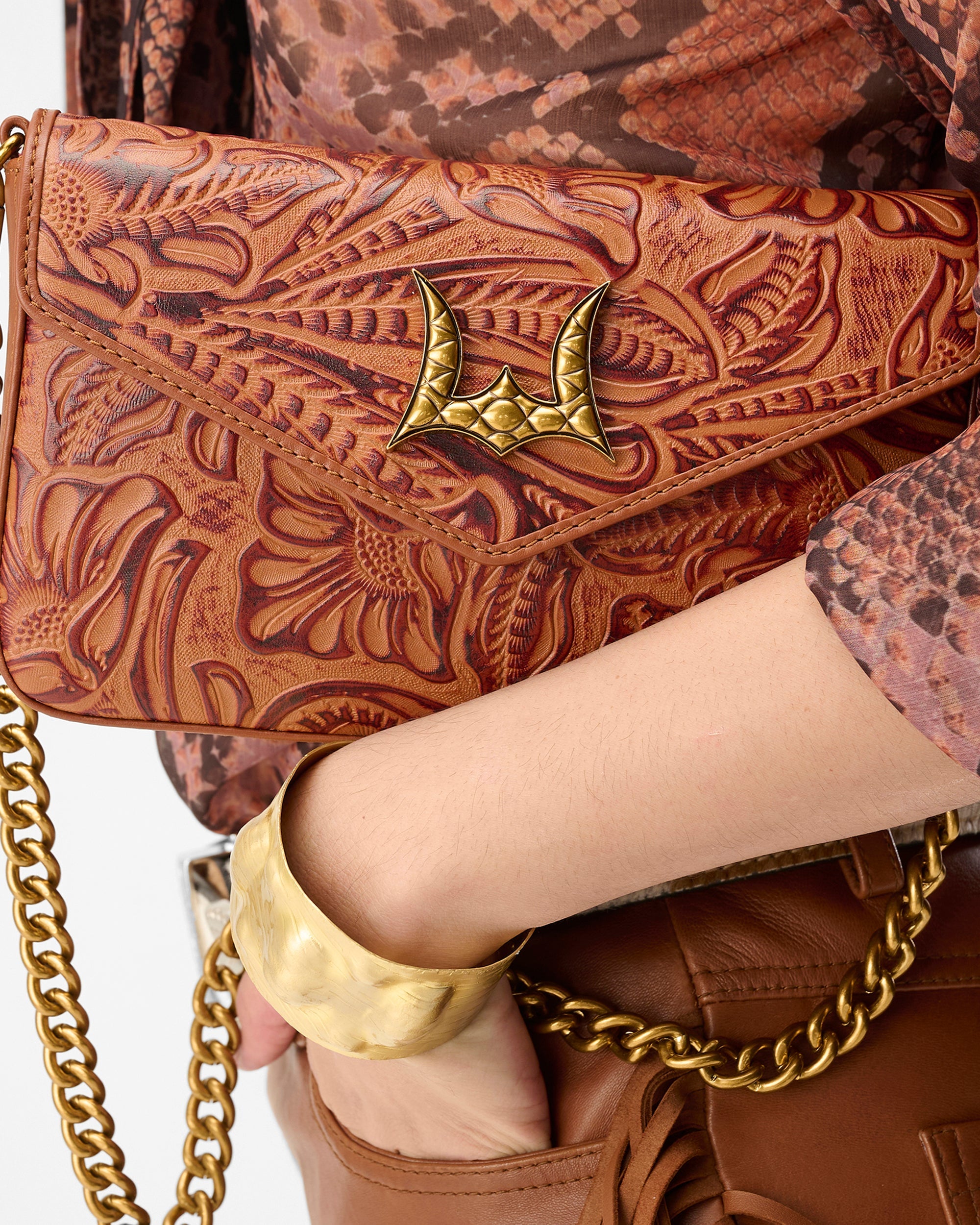 LW On The Go Mini Chain Bag In Hand Finished Embossed Leather - Brown