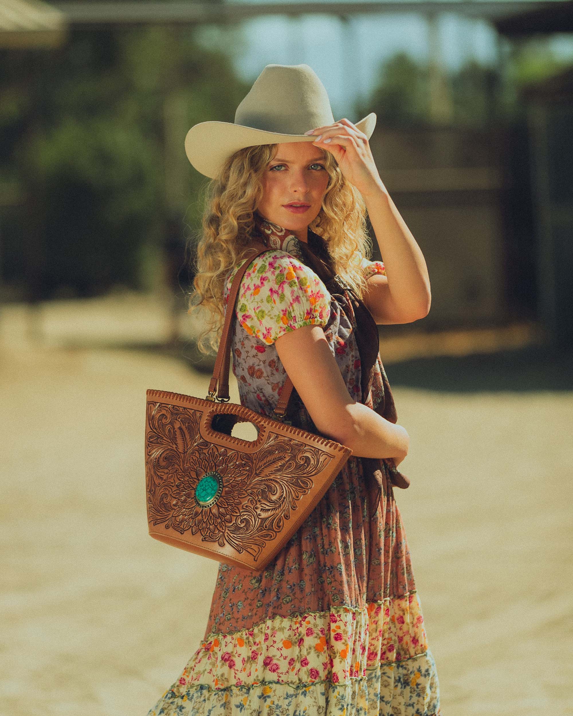 Desert Marigold Bucket Bag